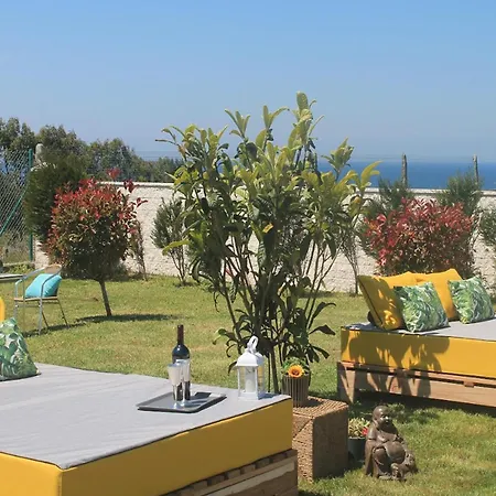 Nyaraló In Espineirido With Pool & Sea Views