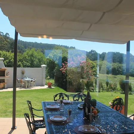In Espineirido With Pool & Sea Views Ribeira
