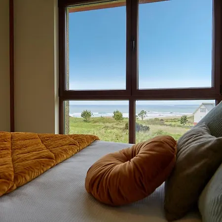 In Espineirido With Pool & Sea Views *